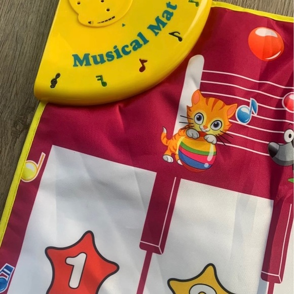 NEW Musical Piano Keyboard Playmat - Picture 2 of 5